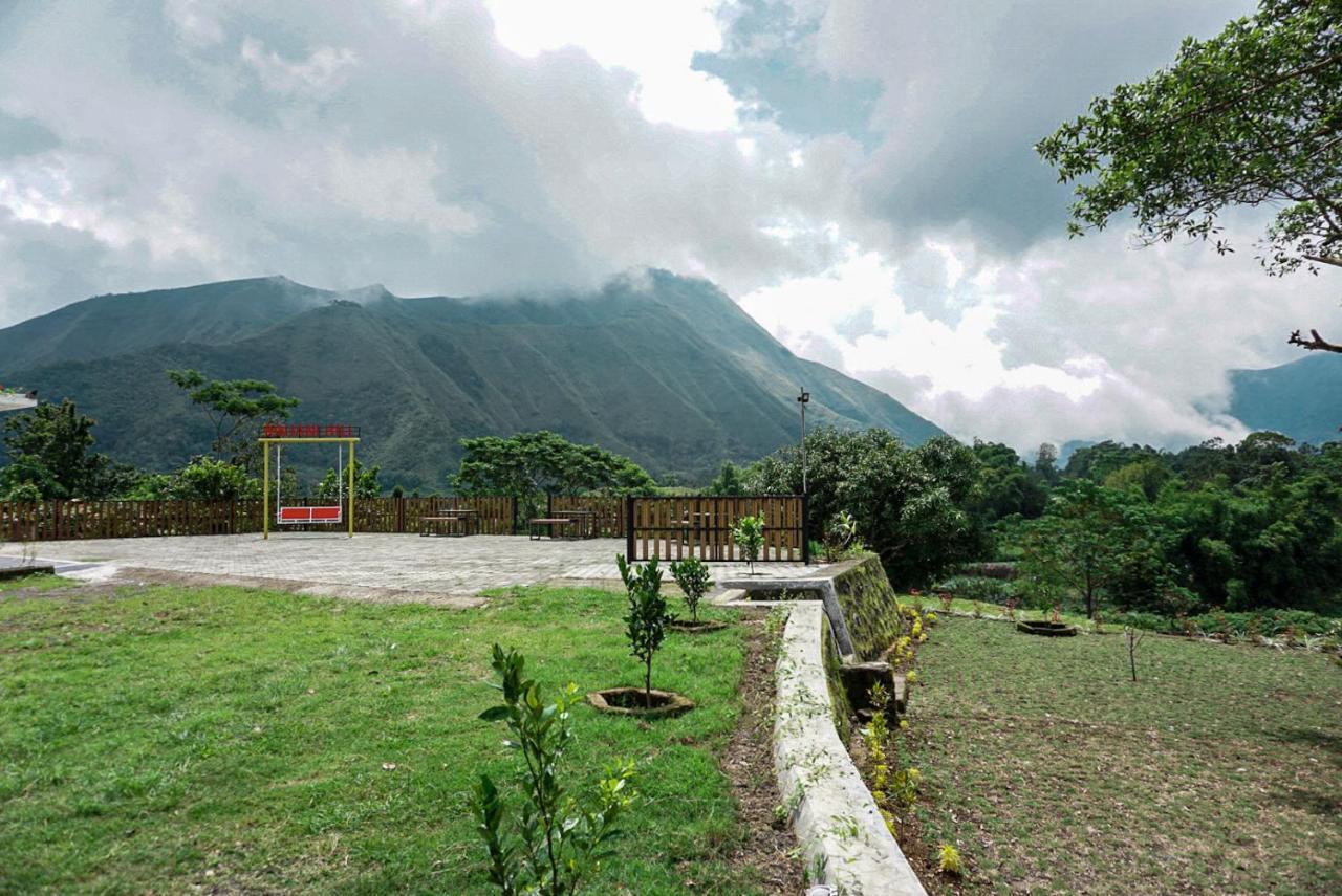 Rinjani Hill Hotel Sembalunlawang Exterior foto